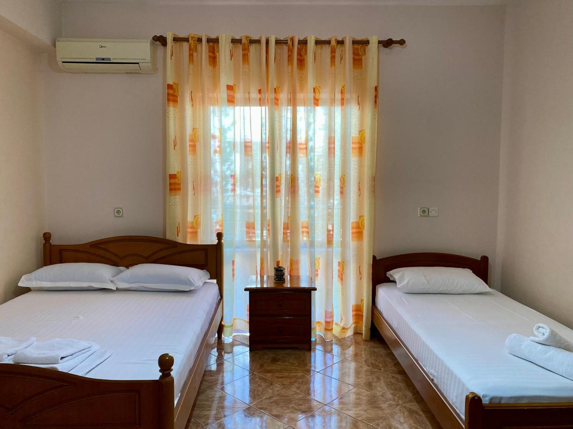 Hotel Metali Саранда Экстерьер фото